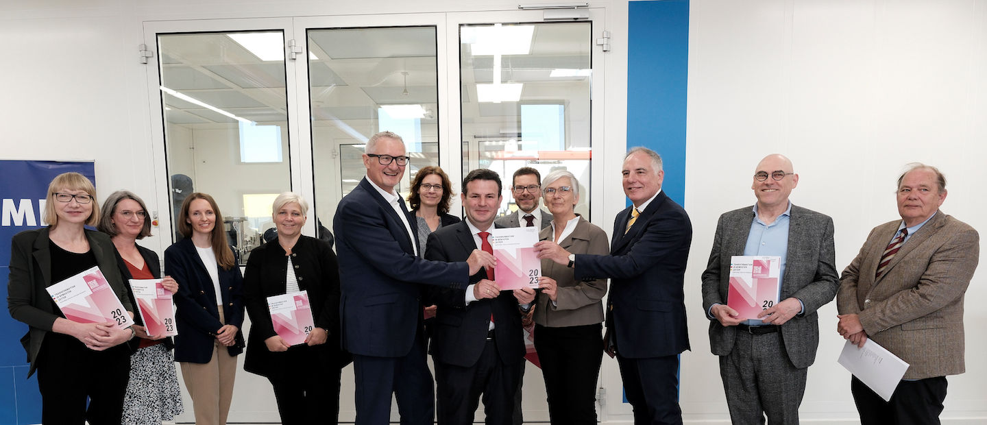 Zur Seite Arbeitswelt-Bericht 2023